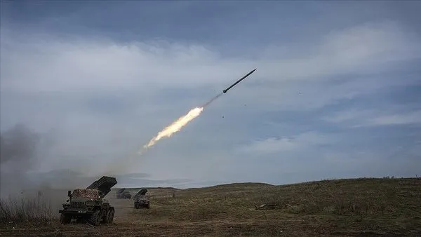 Son dakika: Moskova kruvazör gemisi vuruldu mu? Rusya ve Ukrayna'dan peş peşe açıklamalar - 2