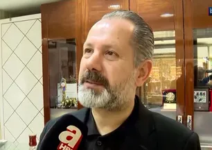 Altının durdurulamayan rekor koşusu! Yatırımcı ne yapmalı? İslam Memiş A Haber'de: Ekranı izle sessizce kenarda bekle