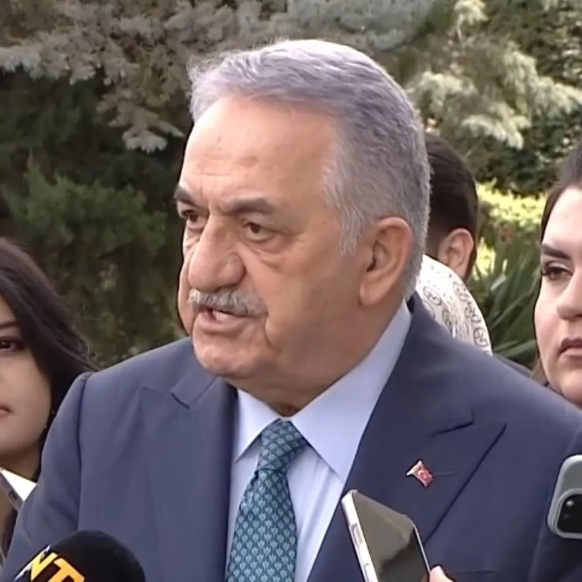 “Türkiye’nin ara seçim gibi bir gündemi yok”