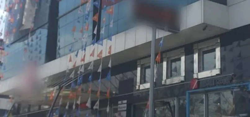 AK Parti Denizli Gençlik Kolları üyelerine silahlı saldırı