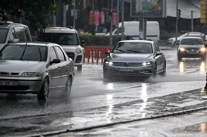 Meteoroloji son hava durumu | 9 il için sarı kodlu uyarı: Sağanak yağış kapıda - 2