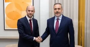 Bakan Fidan Fransız mevkidaşı ile görüştü!