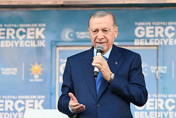 son-dakika-ak-parti-adana-mitingi-baskan-erdogandan-chpye-cok-sert-sozler-birbirlerinin-kuyusunu-kaziyorlar-1708866888120.jpeg Son dakika | AK Parti Adana mitingi! Başkan Erdoğan'dan CHP'ye çok sert sözler: Birbirlerinin kuyusunu kazıyorlar - 1