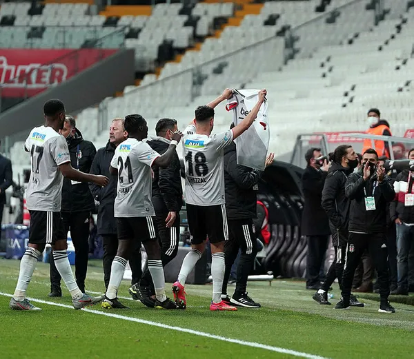 Beşiktaş zirveye demir attı! Beşiktaş 3-0 Alanyaspor MAÇ SONUCU-ÖZET