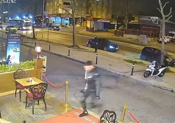 Husumetlisinin dükkanına ateş açtı müşterileri vurdu: 1 ölü, 2 yaralı