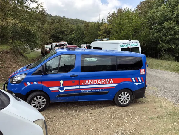 zonguldakta-kan-donduran-olay-arkadasini-oldurup-aramalara-katilmis-1630328459036.jpg Zonguldak’ta kan donduran olay! Arkadaşını öldürüp, aramalara katılmış - 4
