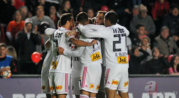 Fenerbahçe'de Alex bombası! İstanbul'a geldi... 11