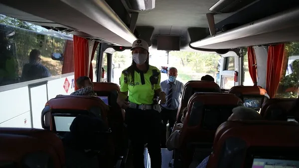 Son dakika: 6 Eylül itibarıyla başlayan PCR testi zorunluluğuna ilişkin tüm merak edilenler: PCR testi paralı mı? PCR testi kimlere zorunlu? Kaç dakikada çıkar?