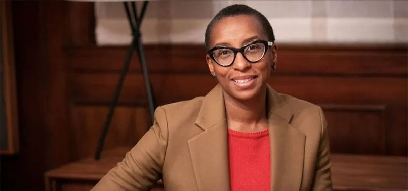 Yahudi lobisinin baskılarına dayanamadı! Harvard'da "ifade özgürlüğünü savunan" Rektör görevinden istifa etti