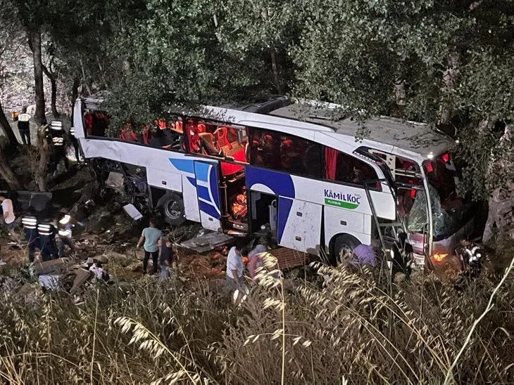 Yozgat’ta katliam gibi kaza! Yolcu otobüsü şarampole uçtu: 12 ölü, 19 yaralı