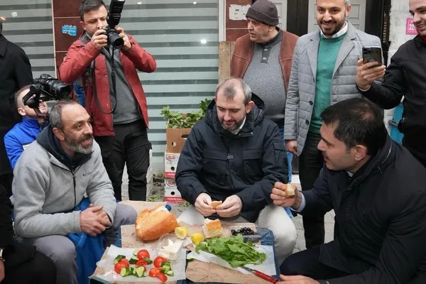 istanbulun-muradindan-ogrencilere-dogal-gaz-destegi-sozu-100-bin-sermaye-vererek-is-kurma-imkani-1706809656599.jpg İstanbul'un muradından öğrencilere doğal gaz desteği sözü! 100 bin sermaye vererek iş kurma imkanı... - 1