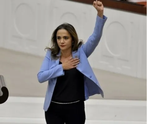 CHP’li Ataşehir Belediyesi’nden skandal! Battal İlgezdi eşine ayrıcalık tanımayan kuaförü...