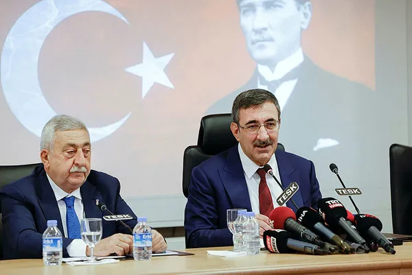 Cumhurbaşkanı Yardımcısı Cevdet Yılmaz: Fiyat istikrarını sağlayacağız