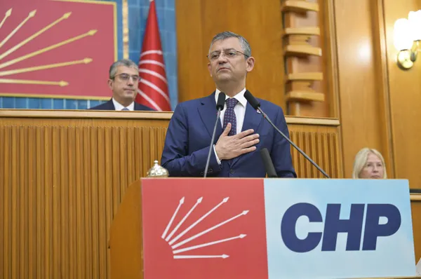 Siyaset fukarası Özgür Özel! Sıkışınca Atarürk diyenlere kızıyordu ama onun da sonu aynı oldu - 4