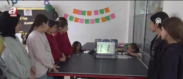 batinin-noeline-gelenek-turkiyenin-ramazanina-tehdit-iste-o-kirli-zihniyetin-cifte-standardi-1771785159340.jpg (Fotoğraf : Ahaber.com.tr - Ekran görüntüsü)