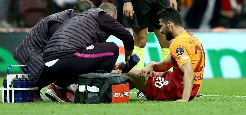 Galatasaraylı Emre Akbaba ameliyat edildi