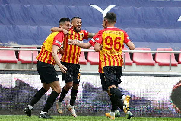 Son dakika: Kayserispor Denizlispor’u 6-3 yendi!
