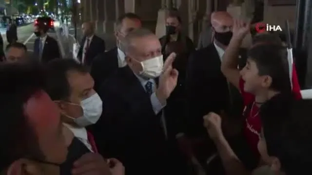 Son dakika: Başkan Erdoğan’a New York’ta otel önünde sevgi gösterisi: Türkiye seninle gurur duyuyor