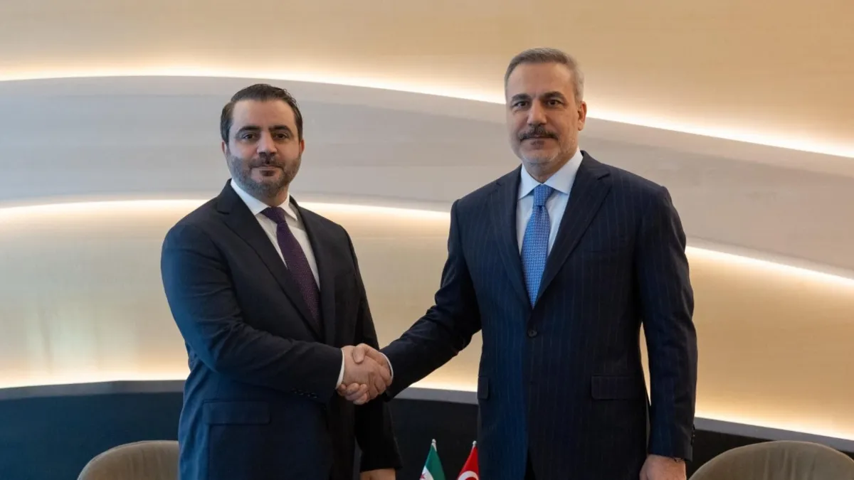 Bakan Fidan Paris'te Şeybani ile görüştü!