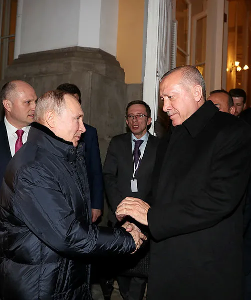 Başkan Erdoğan Rusya’dan Ankara’ya döndü