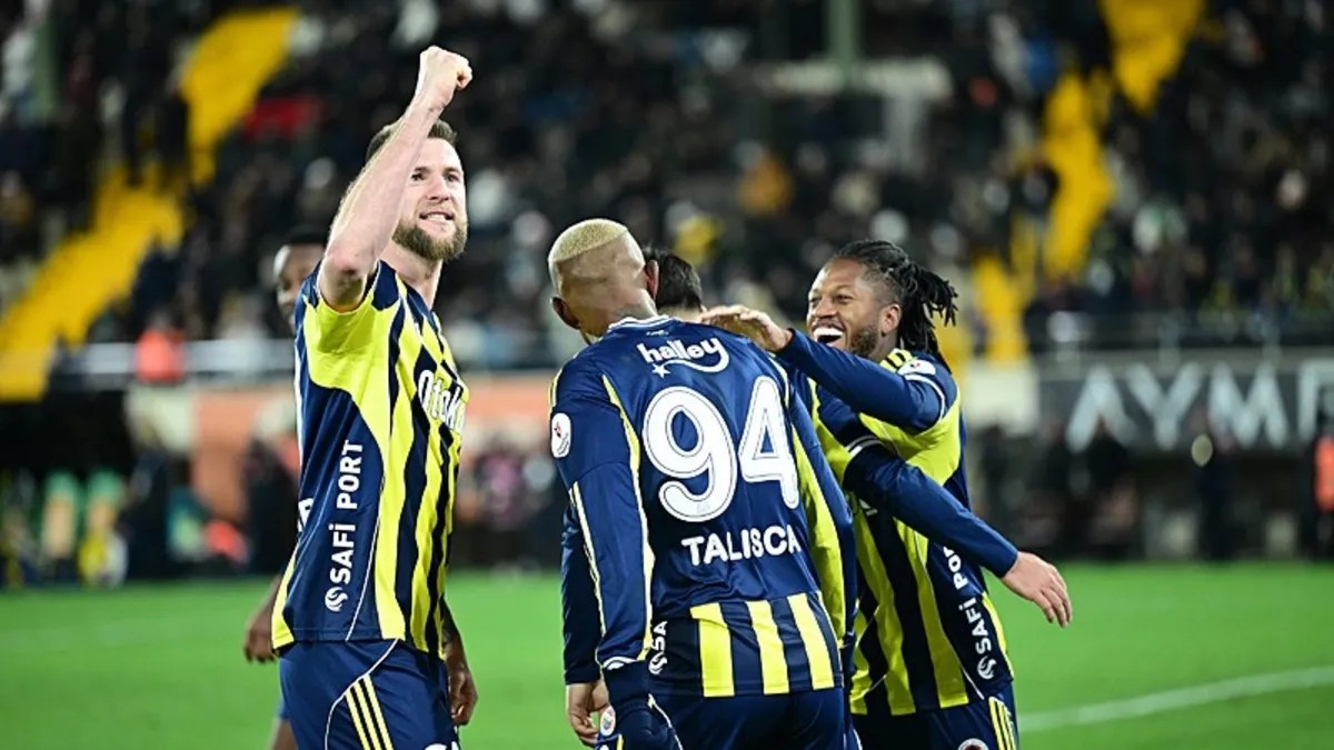 Fenerbahçe deplasmanda galibiyete uçtu! Zirve yarışında kritik avantaj