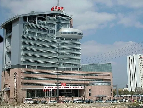 CHP'de "klasikleşen" rüşvet skandalında yeni perde! Son olayın adresi Balıkesir! Başkan yardımcısı görevden alındı - 1