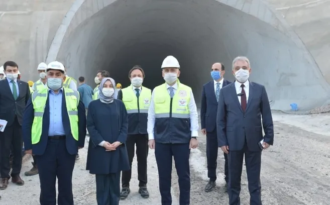 Konya-Karaman hızlı tren hattı ne zaman açılacak? Ulaştırma Bakanı Adil Karaismailoğlu açıkladı | Video