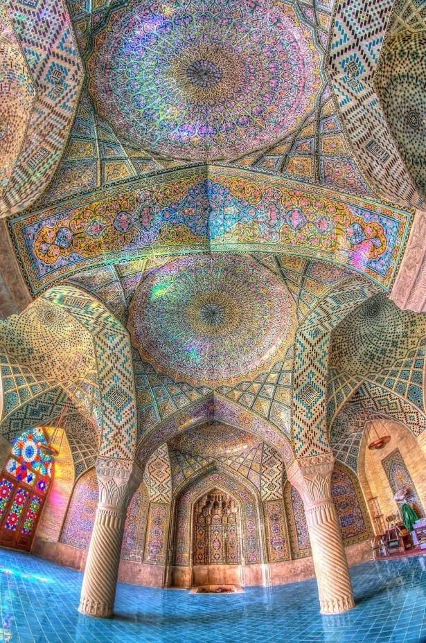 Dünyanın en güzel kubbeli camileri