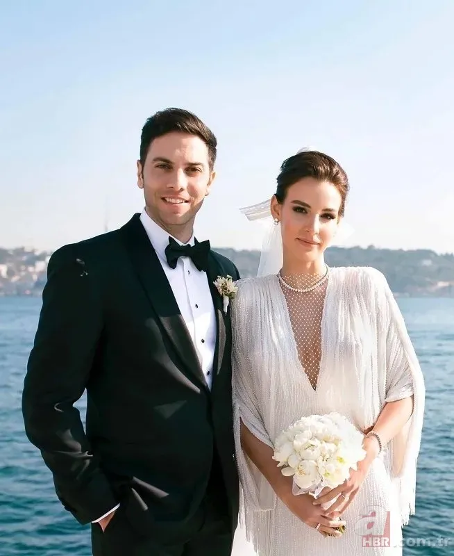 Hülya Koçyiğit'in torunu Aslışah Alkoçlar güzelliğiyle mest etti! Küçük torunu anneannesinin 30 yıl önceki hali... 2