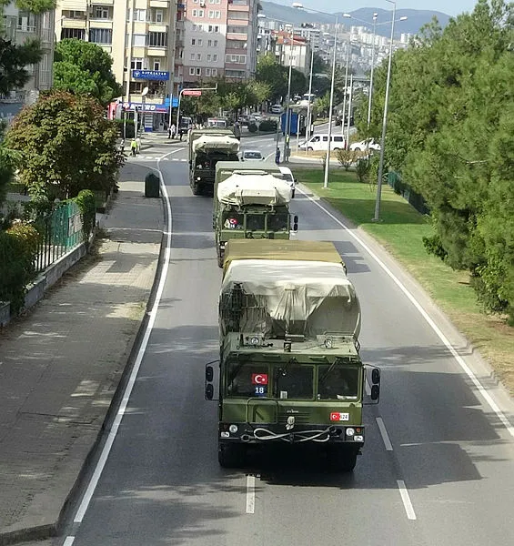 Türkiye’nin S-400 denemesi rahatsız etmişti! NATO Yunanistan’ın S-300 hamlesine neden sessiz?