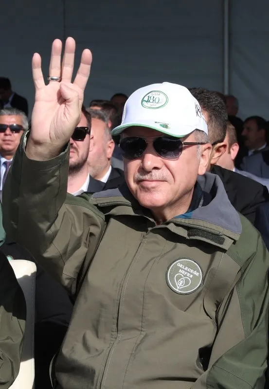 Başkan Erdoğan ilk fidanı dikti! “Geleceğe Nefes” kampanyası başladı