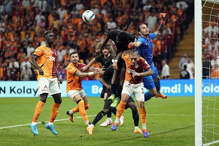 canli-galatasaray-hatayspor-maci-canli-anlatim-trendyol-super-lig-1723231304827.jpeg Muhteşem geri dönüş! Cimbom açılışı 3 puan ile yaptı | Galatasaray - Hatayspor'u 2-1 mağlup etti - 2