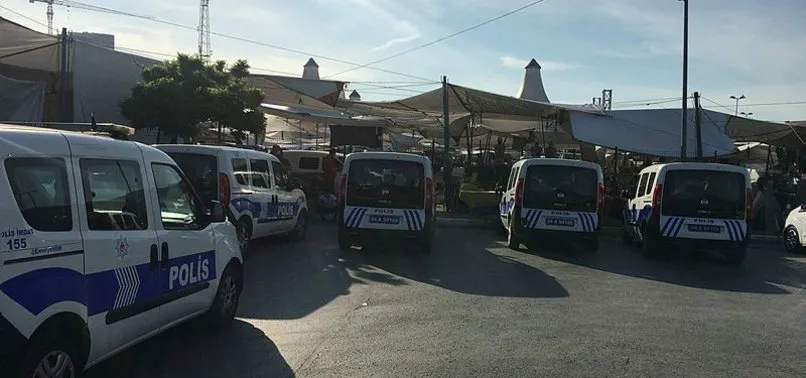 Istanbul Da Pazarda Bicakli Kavga 4 Yarali