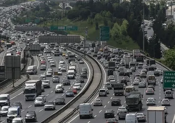 İstanbul'da trafik yoğunluğu yüzde 80'e çıktı