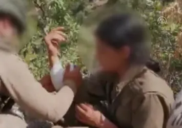 Mehmetçik'ten yaralı teröriste şefkat eli