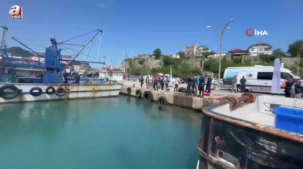 Denize atılan çöpler temizlendi
