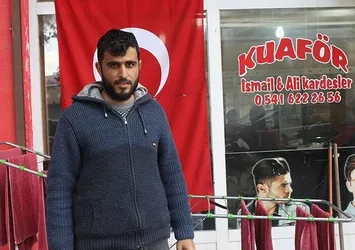 Teröre inat her yere ay-yıldızlı bayrak