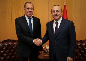 Çavuşoğlu Rus mevkidaşı Lavrov ile görüştü