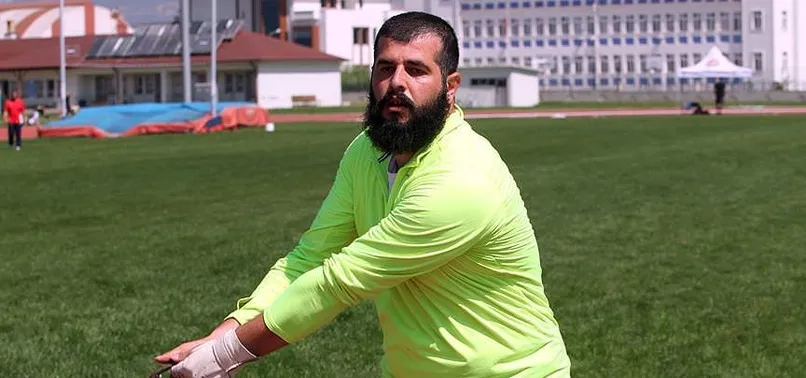 Dünya şampiyonası için 'çekiç' sallıyor