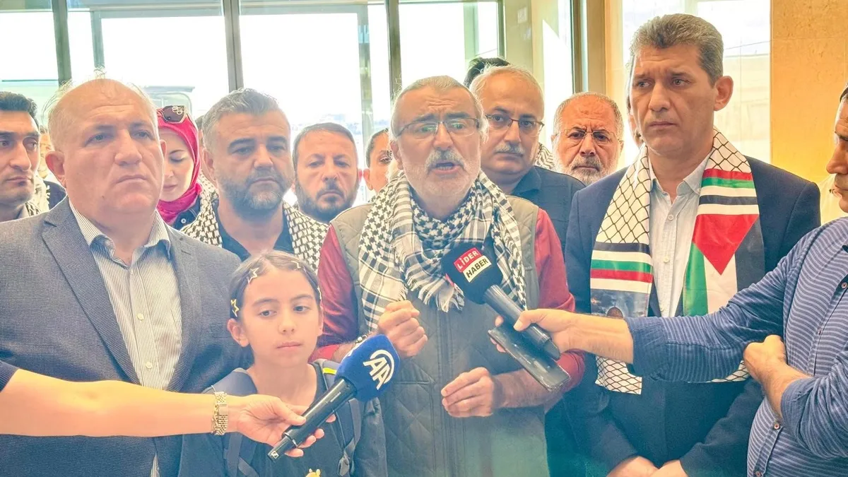 İsrail'in alıkoyduğu 2 Türk aktivist daha yurda döndü! "Küresel kararlılık dalgası artarak devam edecek"