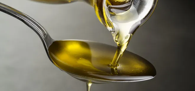 Hakiki zeytinyağı nasıl anlaşılır? Bu yöntemle hemen anlayacaksınız