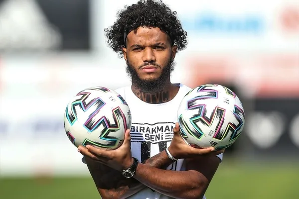 besiktas-valentine-rosier-transferini-resmen-acikladi-yildiz-oyuncu-siyah-beyazli-formayi-giymeye-devam-edecek-1627661496902.jpg Beşiktaş Valentine Rosier transferini resmen açıkladı! Yıldız oyuncu siyah beyazlı formayı giymeye devam edecek - 3