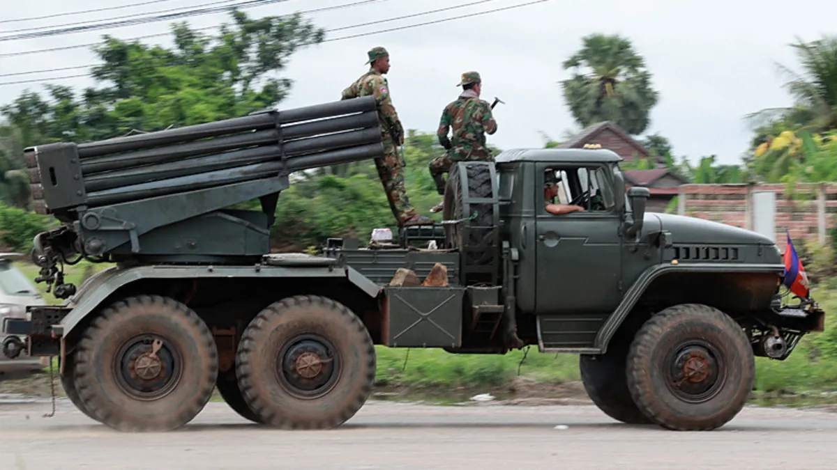 Trump'ın ateşkes açıklamasına rağmen Kamboçya-Tayland arasındaki gerilim tırmanıyor