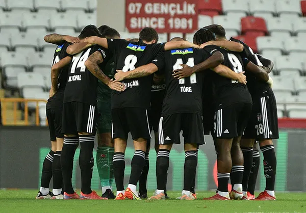 Antalyaspor: 2 - Beşiktaş: 3 | Kara Kartal’dan muhteşem geri dönüş
