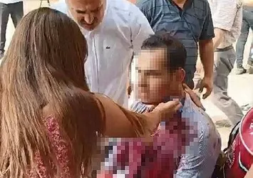 Adana Otogarı'nda kan donduran olay! Karşılaşınca boğazından bıçakladı kanlar içinde kaldı