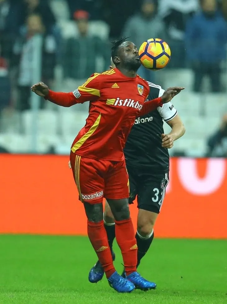 Beşiktaş - Kayserispor karşılaşmasından kareler