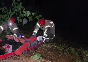 Bursa’da feci kaza: Otomobil uçuruma yuvarlandı! 3 genç yaralandı