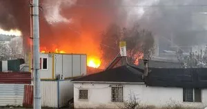 Kocaeli’de korkutan fabrika yangını