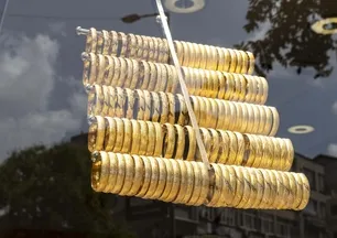 Altın 3 haftanın en düşüğünde! Gram altın 4500 TL bandını aşacak mı? Kritik seviye | İslam Memiş'ten altın tahmini