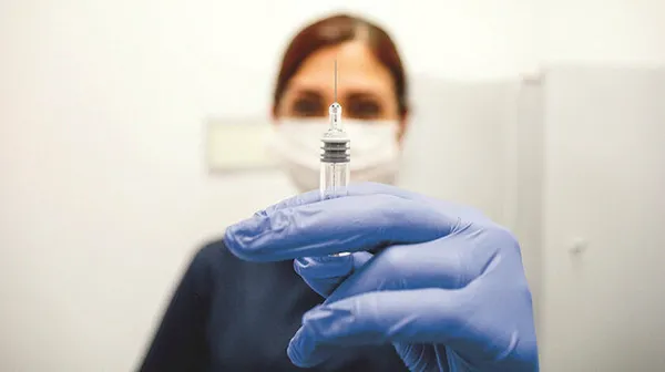 Son dakika: Sağlık Bakanı Fahrettin Koca’dan aşı açıklaması! Aşıların gelişi ertelendi